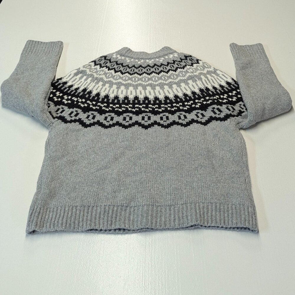 Universal Thread Size XS Gray High-Neck Sweater